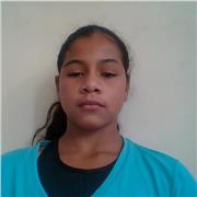 estudiantes con experiencia en artes y cuidados a niñ@s menores